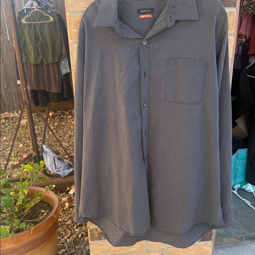 Van Heusen Gray Casual Button Down Shirt